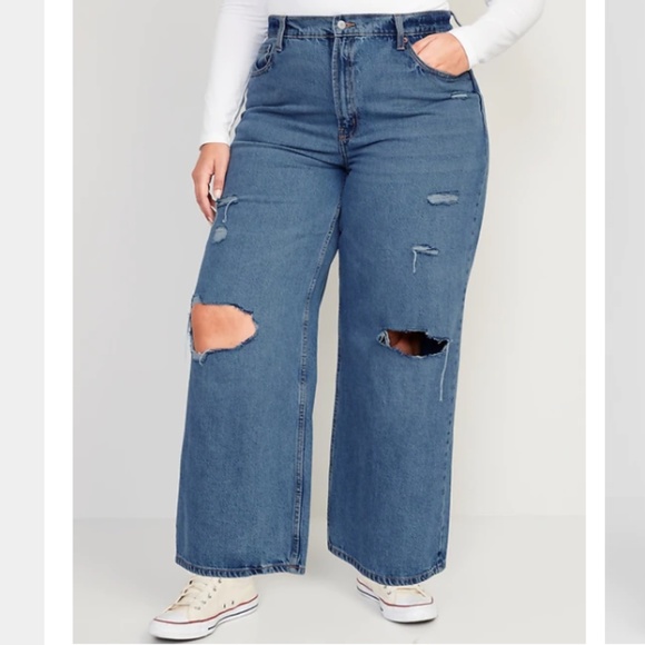 Old Navy Denim - Old Navy High-Waist Ripped Wide-Leg Jeans, Size 20